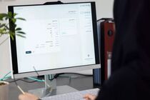 تجار در فروردین ماه ۱,۶ میلیارد دلار در بازار ارز تجاری معامله کردند