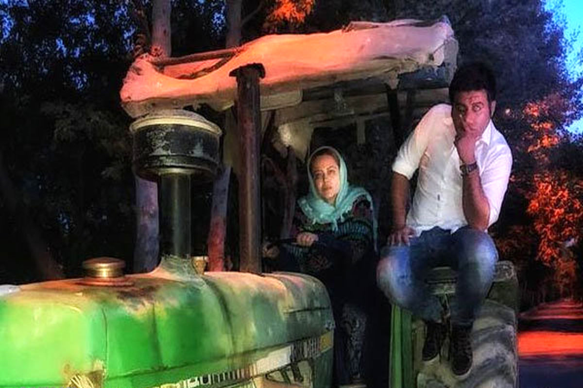 نمایش مضرات دخانیات یا بیوه‌ی نویسنده فقید