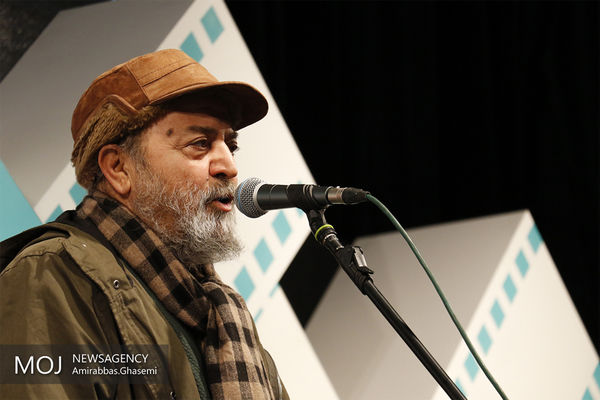 سیروس مقدم زنده با مردم در مورد پایتخت سخن می‌گوید