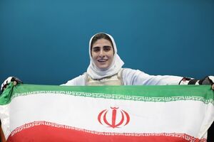 تکواندوکار دختر کرمانشاهی در رقابت های آسیایی مالزی، طلا گرفت