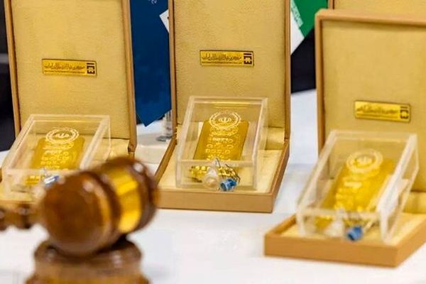 ورود ۷۰۰ کیلوگرم شمش طلای جدید به کشور طی روزهای آینده