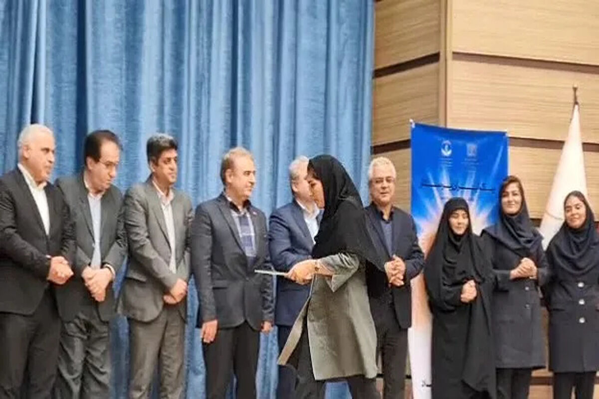 تجلیل از پرستاران دانشگاه علوم پزشکی بابل