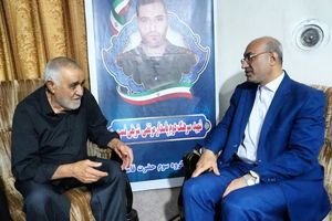 استاندار کرمانشاه در منزل شهدای حملات رژیم صهیونیستی حضور یافت