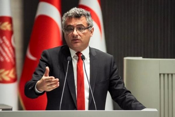 اپوزیسیون در انتخابات قبرس ترک‌نشین پیروز شد