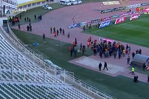 بازی سپاهان و پرسپولیس لغو شد/  برد سه بر صفر پرسپولیس مقابل سپاهان؟