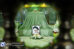 تجدید میثاق قالیباف و اعضای هیئت رئیسه مجلس با آرمان ‌های امام راحل