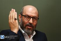 عرصه انتخابات کشور جای سلبریتی های سیاسی نیست