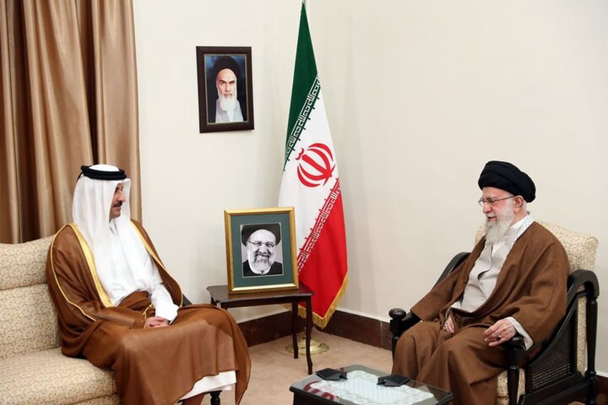امیر قطر با رهبر معظم انقلاب دیدار کردند