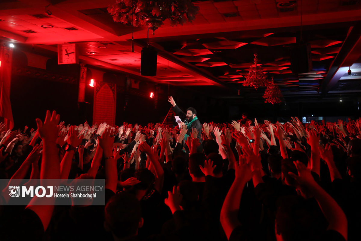 عزاداری سید سالار شهیدان امام حسین (ع ) در هیت رزمندگان قم