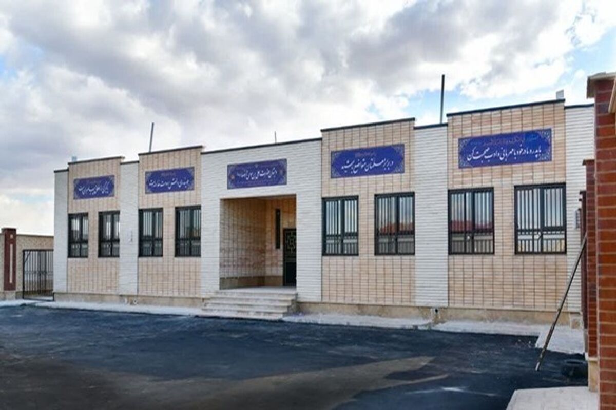 ساخت مدرسه