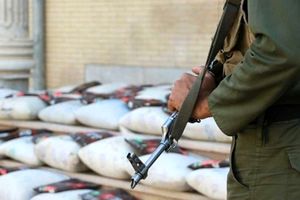 کشف بیش از یک تن و 304 کیلوگرم مواد مخدر در جاسک 