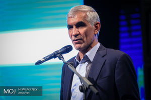 برای مسئولان هیچ نعمتی بالاتر از نقد صادقانه نیست/ لازمه نقد آزادی است