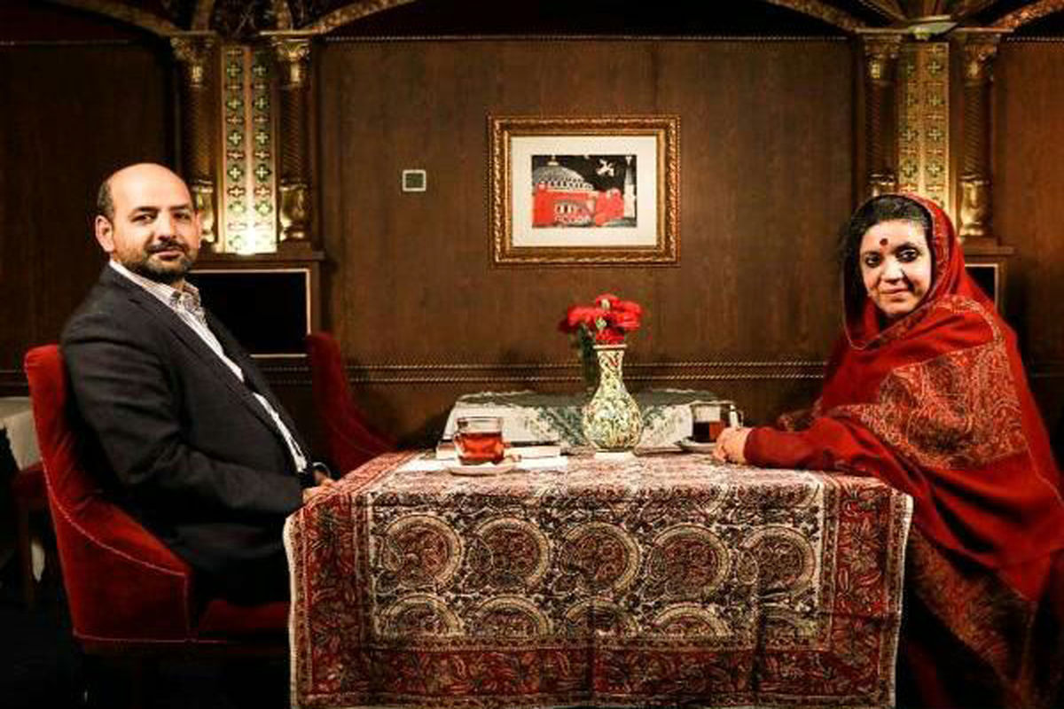 برنامه خیلی دور خیلی نزدیک