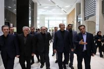 بازیدی استاندار کرمانشاه به همراه عضو هیأت مدیره بانک سپه در بیمارستان حکیم 