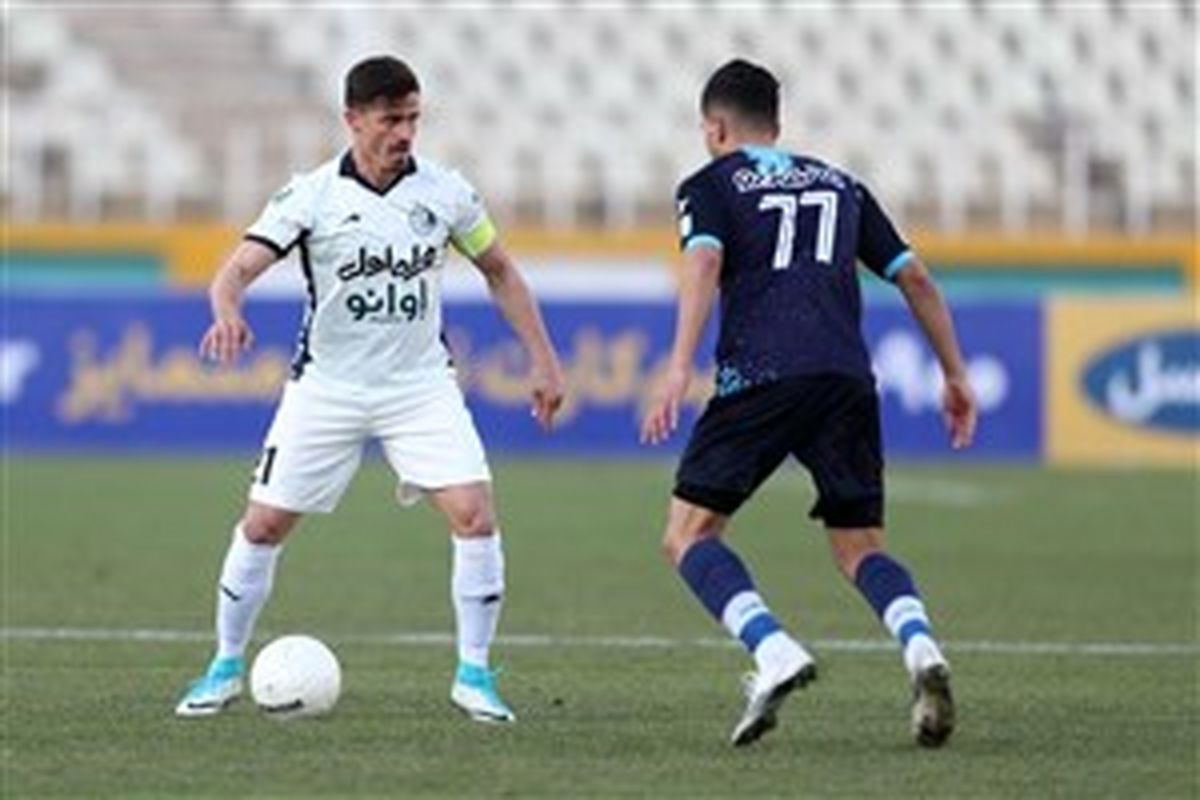 استقلال و پیکان