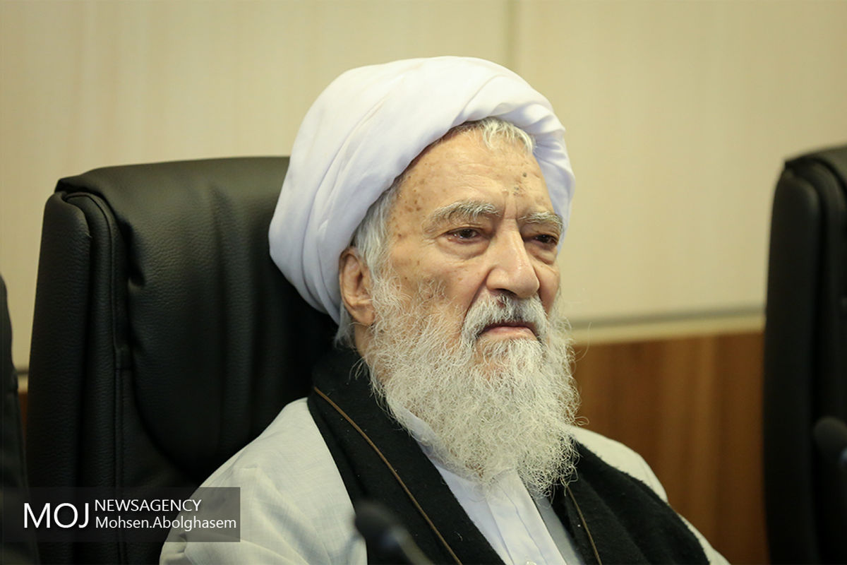 آیت الله موحدی کرمانی امام جمعه موقت تهران