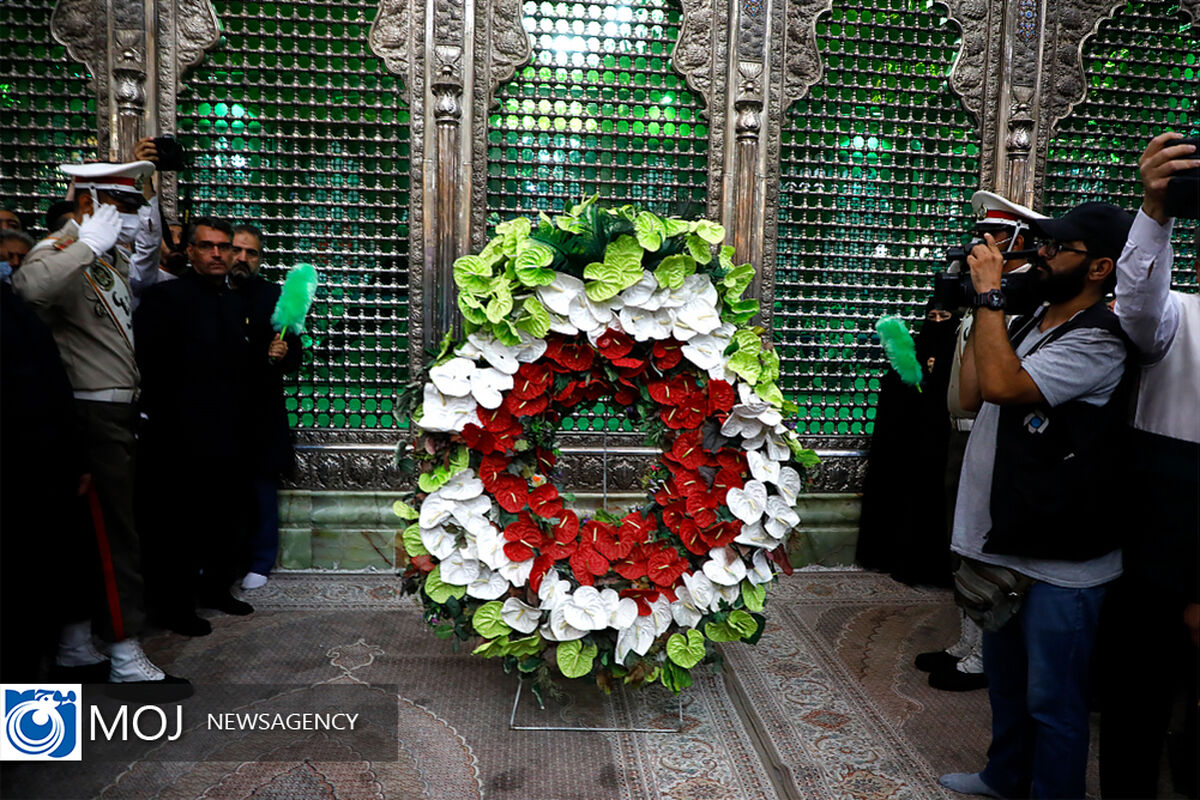 گردهمایی خادمان آستان قدس رضوی در حرم امام خمینی (ره) 