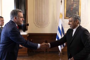 استوارنامه سفیر جدید ایران در اروگوئه دریافت شد