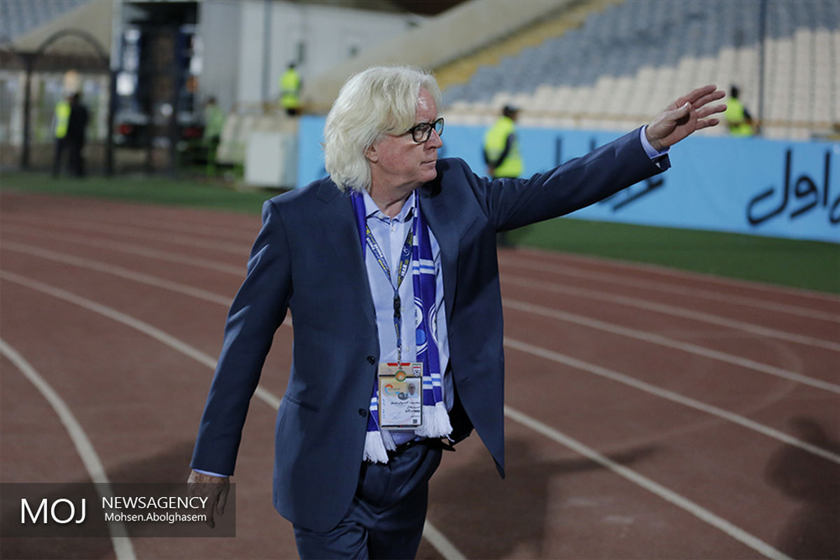 شفر سرمربی تیم فوتبال استقلال تهران