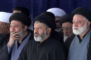 سیلی حقیقت به دروغ‌پردازی شبکه اسرائیلی اینترنشنال پس از حضور فرزندان رهبر شهید! + فیلم