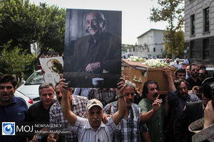 تشییع پیکر داریوش اسدزاده