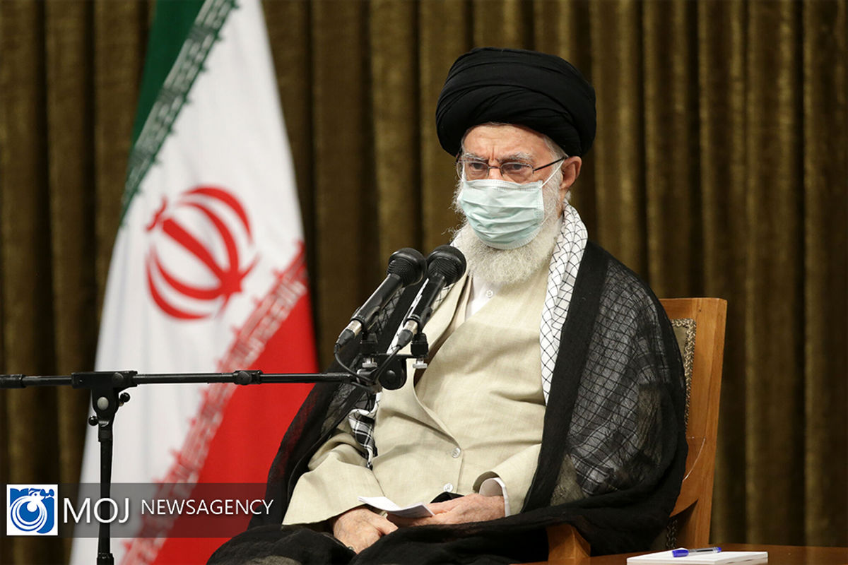 اولین دیدار رییس جمهوری و اعضای هیات دولت با مقام معظم رهبری