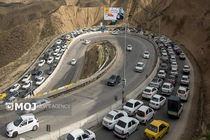 محورهای فیروزکوه، چالوس و هراز زیر بار ترافیک سنگین هستند