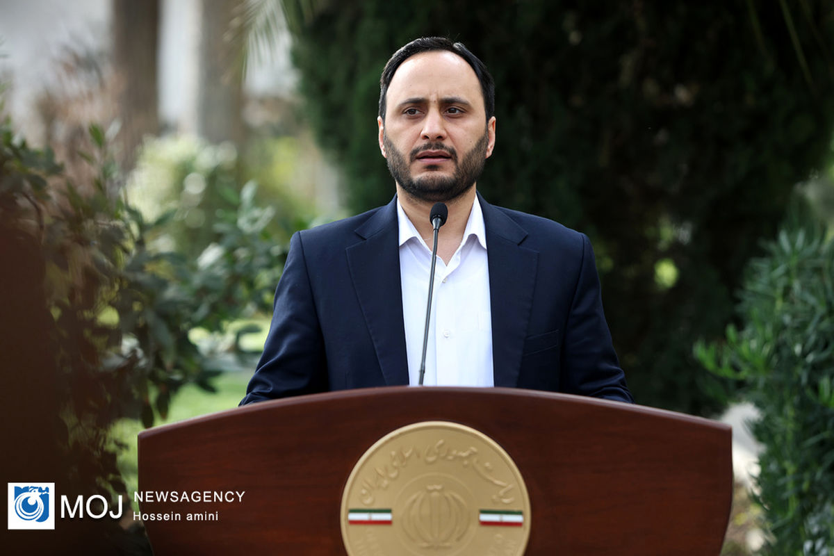 حاشیه جلسه هیات دولت - ۲۰ دی