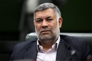 افزایش 15 درصدی حقوق کارمندان منطقی نیست/ عملکردضعیف دولت، مجلس را ضعیف جلوه داد