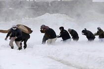 ۲ هزار تبعه افغانستانی گرفتار در برف مرز ایران و افغانستان نجات یافتند
