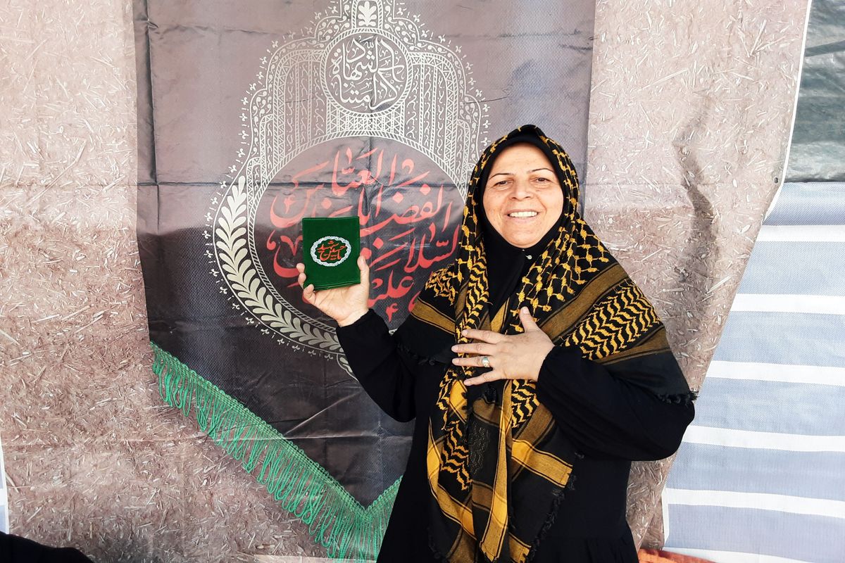 خادم امام حسین(ع) و همسر رزمنده دفاع مقدس