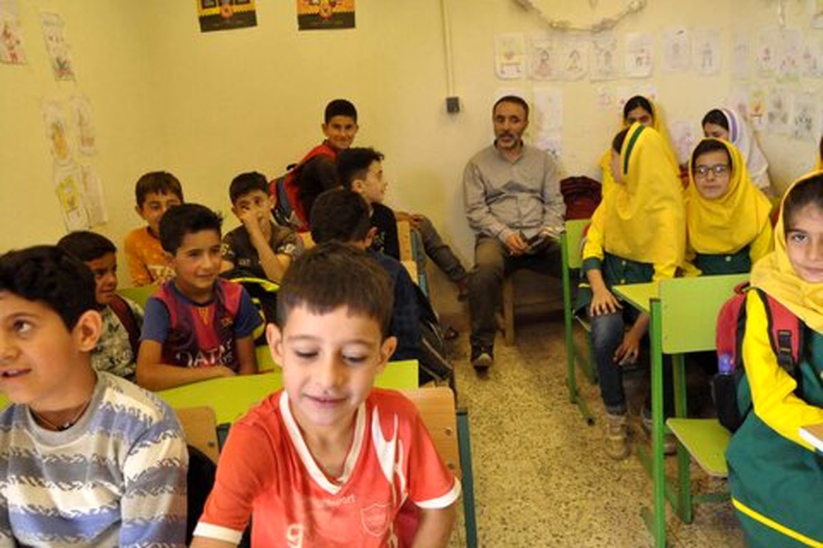 طرح کوله کتاب