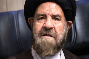 برای دفاع از جمهوری اسلامی ایران با تمام وجود آماده ام