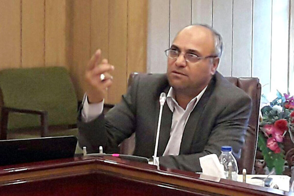 عباس مزیکی مدیر مالیات اصفهان