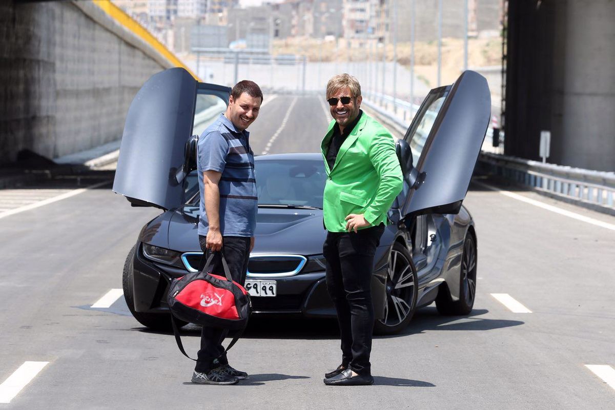 فیلم سینمایی آیینه بغل