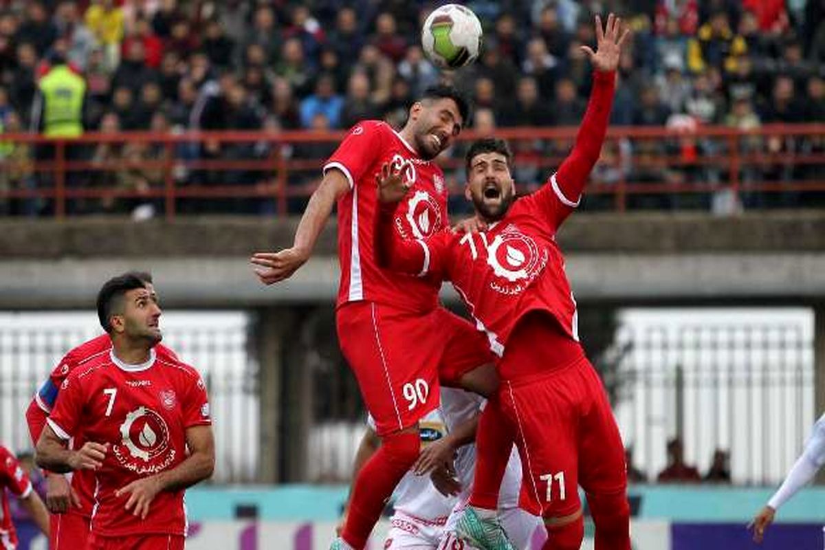 دو تیم فوتبال سپیدرود رشت و سایپا تهران 