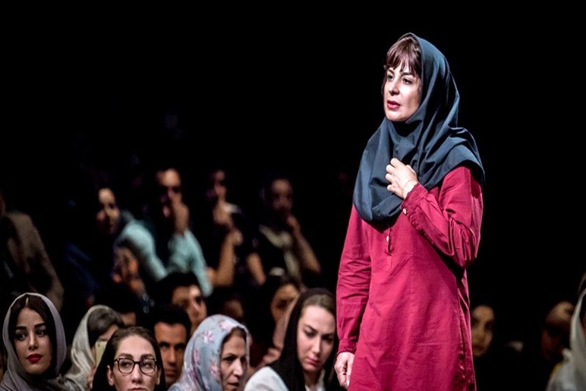 نمایش عاشقانه‌های خیابان