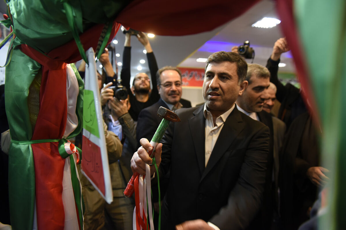 زنگ گلبانگ انقلاب