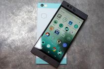 تنها گوشی ابری جهان را ۲۰۰ دلار بخرید