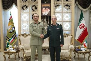 عزم ایران و پاکستان برای مبارزه قاطع با تروریسم در مرزها