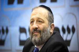 پلیس  رژیم صهیونیستی آریه درعی را به تقلب و خیانت متهم کرد