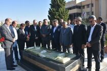 وزیر آموزش و پرورش به مقام شامخ شهدای سمنان ادای احترام کرد