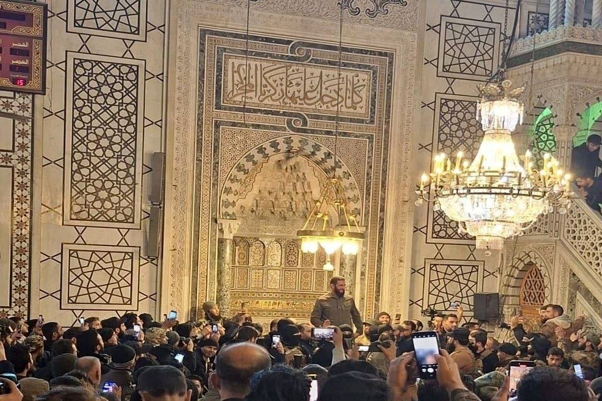 جولانی در مسجد دمشق