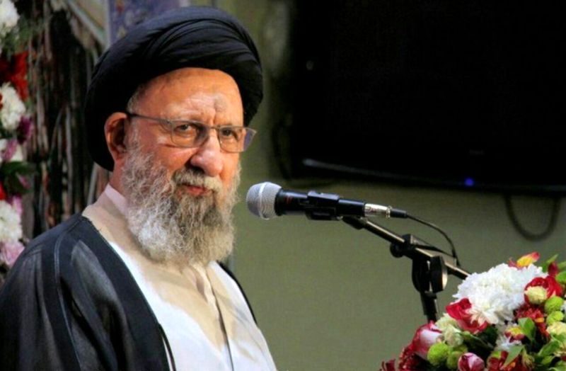 مسئولان انتظامی و امنیتی باید قاتل و عامل قتل امام جمعه رضا آباد را شناسایی کنند