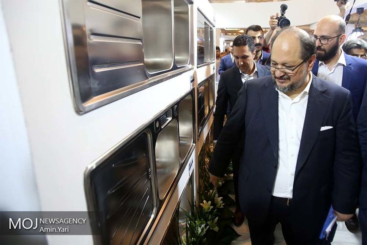 شریعتمداری