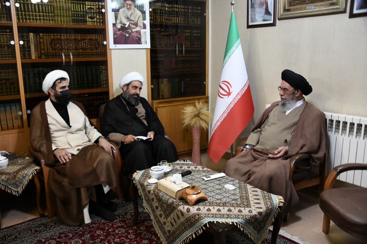 امام جمعه اصفهان