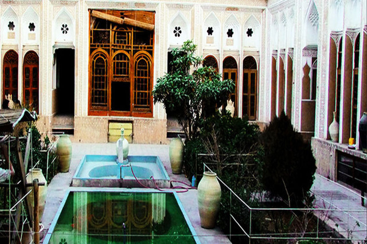 بوم گردی