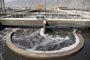 لایروبی ۳۷۸ تن لجن در تصفیه خانه فاضلاب تربت حیدریه