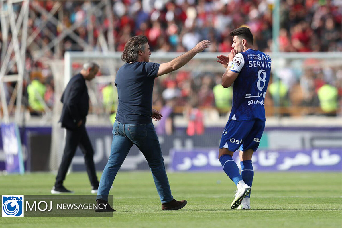شهرآورد صدم بین تیم های فوتبال پرسپولیس و استقلال