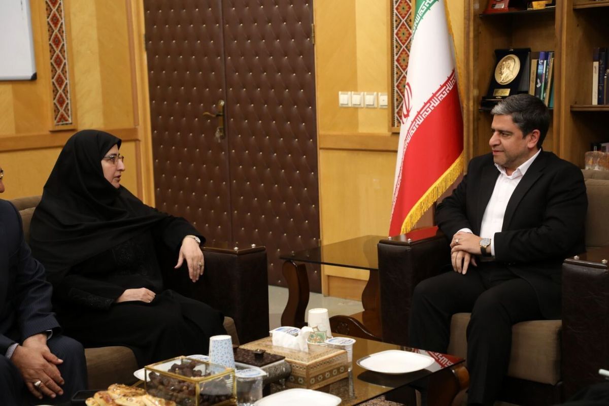 معاون آموزش ابتدایی وزارت آموزش و پرورش